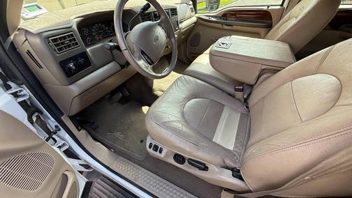 Oxford White Clearcoat 2000 Ford F-350 Lariat