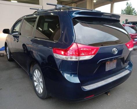 2012 Toyota Sienna XLE
