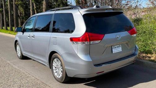 Charcoal 2012 Toyota Sienna XLE