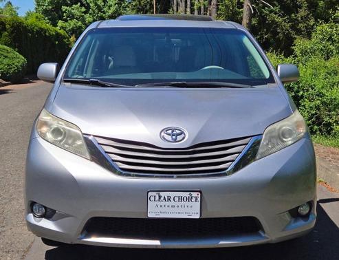 Charcoal 2012 Toyota Sienna XLE