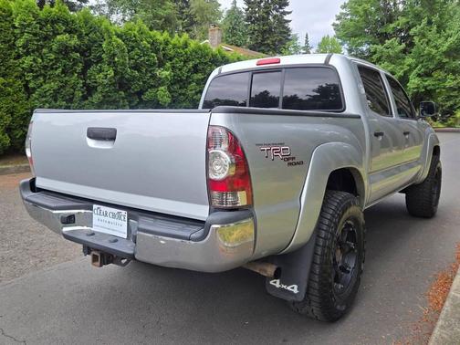 Magnetic Gray Metallic 2011 Toyota Tacoma Double Cab