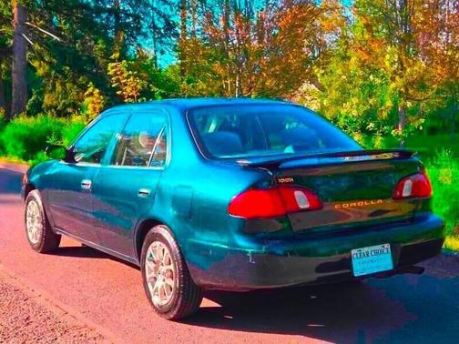 1999 Toyota Corolla LE