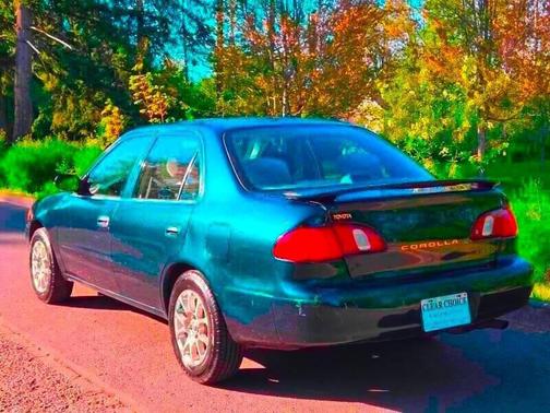 1999 Toyota Corolla LE
