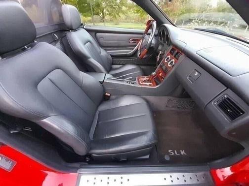2003 Mercedes-Benz SLK-Class SLK320