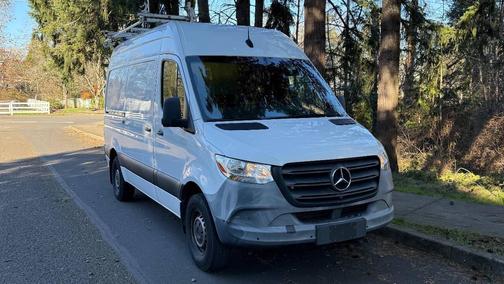 2019 Mercedes-Benz Sprinter 2500 Standard Roof