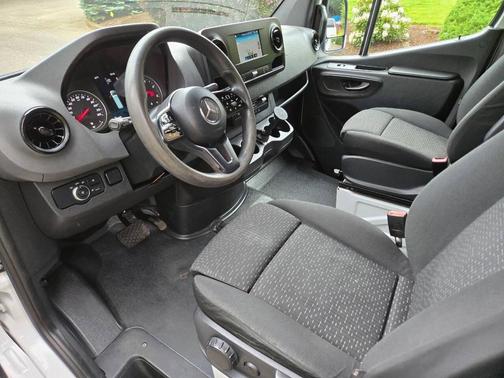 White 2019 Mercedes-Benz Sprinter 2500 Standard Roof