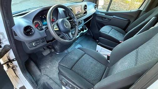 2019 Mercedes-Benz Sprinter 2500 Standard Roof