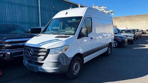 2019 Mercedes-Benz Sprinter 2500 Standard Roof