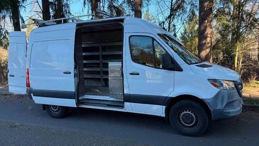 2019 Mercedes-Benz Sprinter 2500 Standard Roof