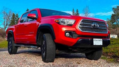 Inferno 2017 Toyota Tacoma TRD Off Road