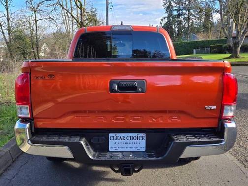 Inferno 2017 Toyota Tacoma TRD Off Road