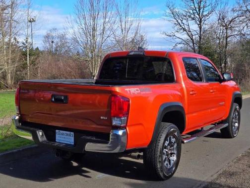 Inferno 2017 Toyota Tacoma TRD Off Road