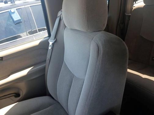 Summit White 2003 Chevrolet Silverado 2500 LS H/D Extended Cab