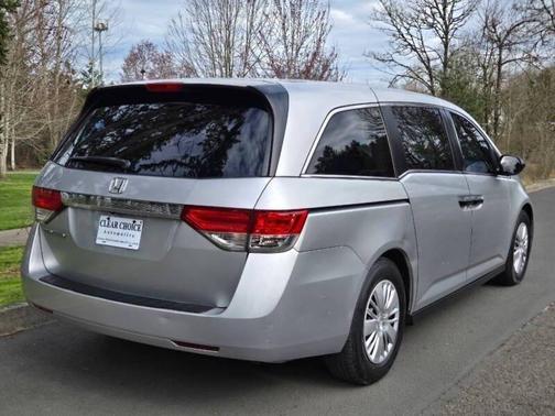 Alabaster Silver Metallic 2014 Honda Odyssey LX