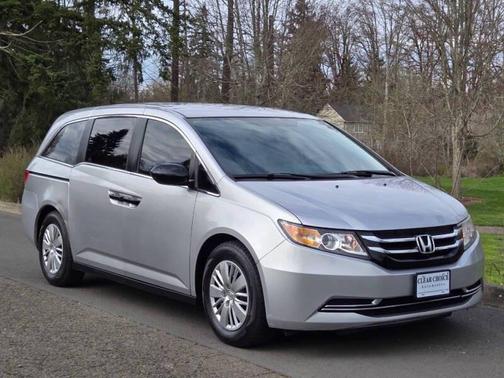 Alabaster Silver Metallic 2014 Honda Odyssey LX