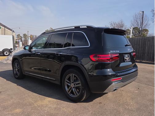 2026 Mercedes-Benz GLB 250 