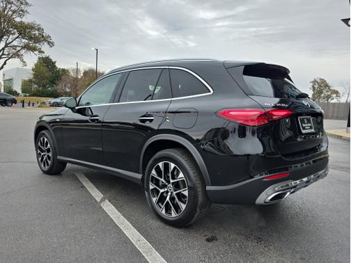 2025 Mercedes-Benz GLC 350e 