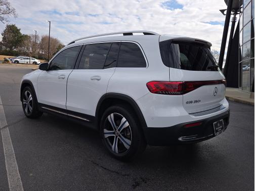 2023 Mercedes-Benz EQB 250 