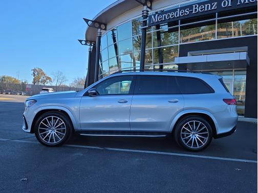 2025 Mercedes-Benz GLS 450 