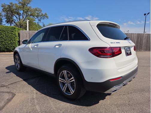 2022 Mercedes-Benz GLC 300 Base