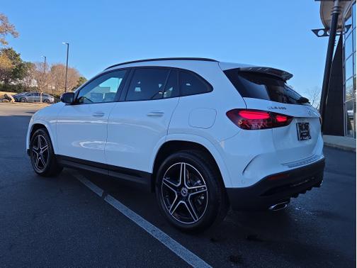 2025 Mercedes-Benz GLA 250 Base