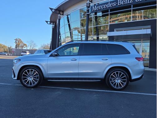 2025 Mercedes-Benz GLS 450 