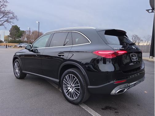 2026 Mercedes-Benz GLC 300 