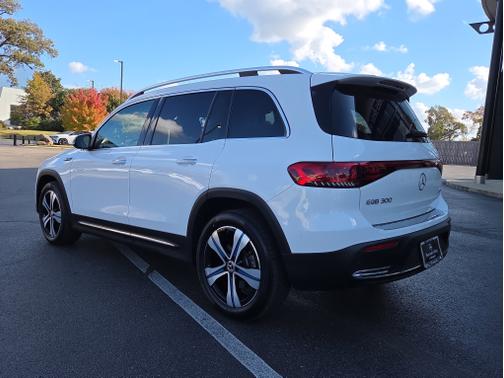 2023 Mercedes-Benz EQB 300 4MATIC
