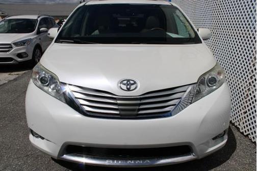 Blizzard Pearl 2014 Toyota Sienna Limited Premium