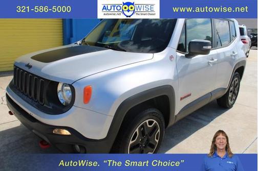 Glacier Metallic 2016 Jeep Renegade Trailhawk