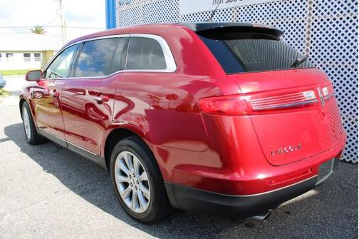2018 Lincoln MKT Reserve