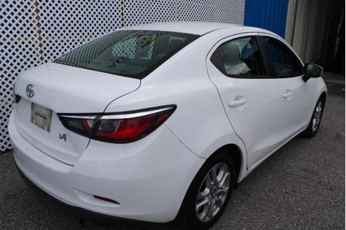2016 Scion iA