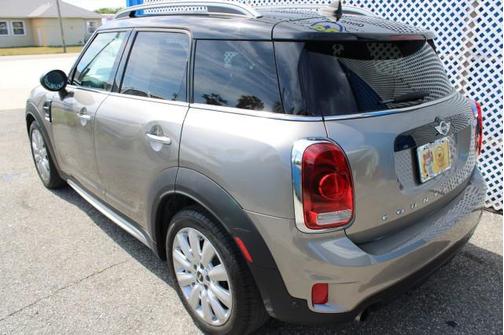 2018 MINI Countryman Cooper