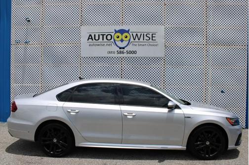 2018 Volkswagen Passat 2.0T R-Line
