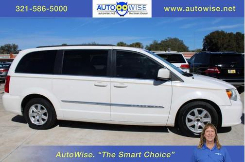 2012 Chrysler Town & Country Touring