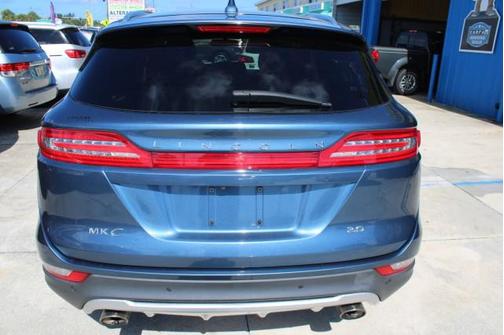 Blue Diamond Metallic 2018 Lincoln MKC Premiere