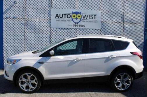 White Platinum Metallic Tri-Coat 2017 Ford Escape Titanium