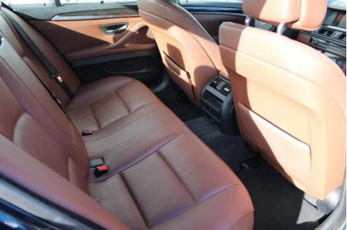 2011 BMW 528 528i