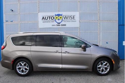 2018 Chrysler Pacifica Touring-L Plus