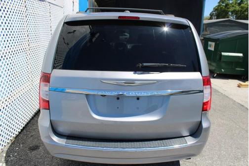 2015 Chrysler Town & Country Touring