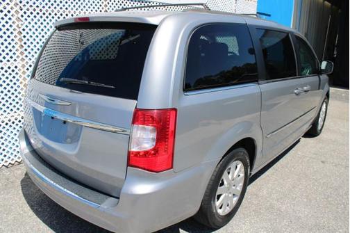 2015 Chrysler Town & Country Touring