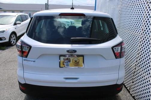 Oxford White 2018 Ford Escape S