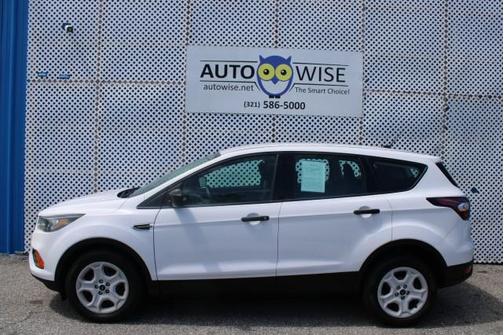 Oxford White 2018 Ford Escape S