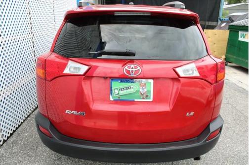 Barcelona Red Metallic 2013 Toyota RAV4 LE