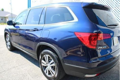 Obsidian Blue Pearl 2018 Honda Pilot EX
