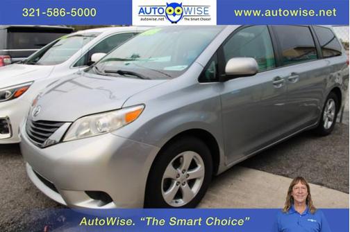 2013 Toyota Sienna LE