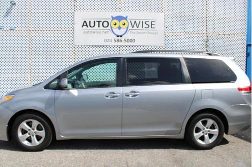 Silver Sky Metallic 2013 Toyota Sienna LE