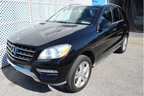 2013 Mercedes-Benz M-Class PREMIUM