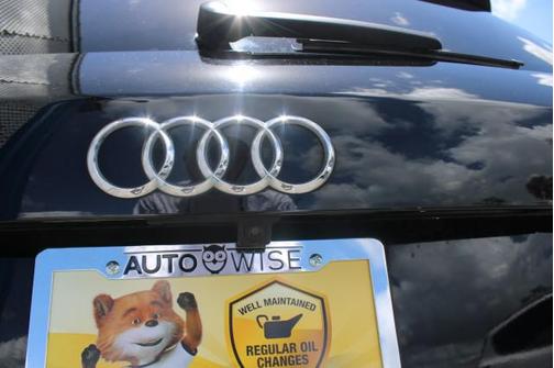 Brilliant Black 2014 Audi Q5 2.0T Premium
