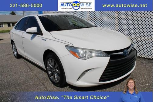 2016 Toyota Camry Hybrid XLE